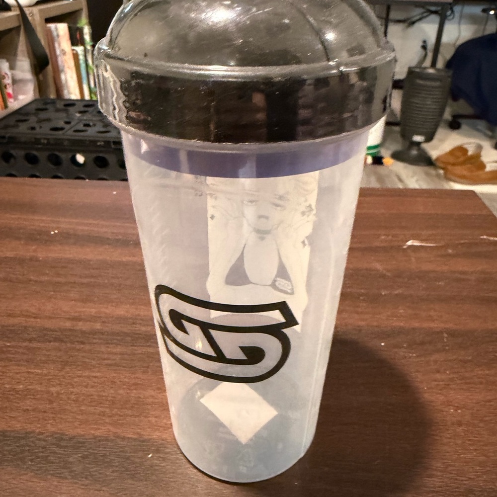 Waifu Cup Suki - Picture 2 of 2